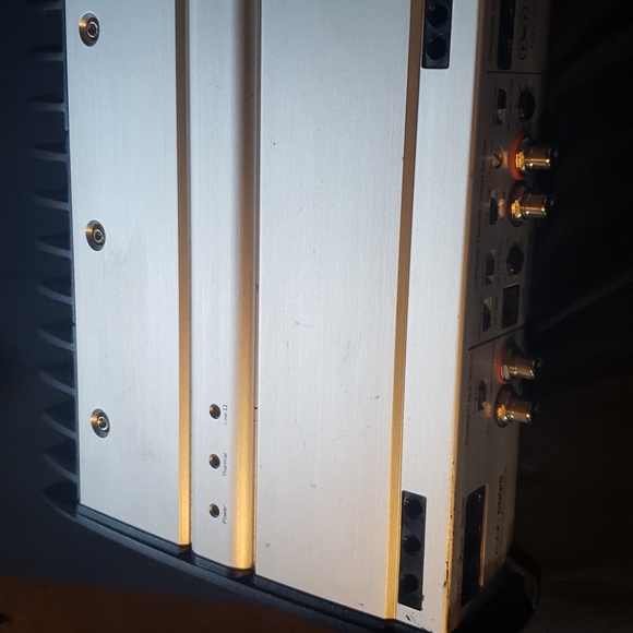 JL Audio 500/5 five channel system amplifier. - Picture 4 of 7